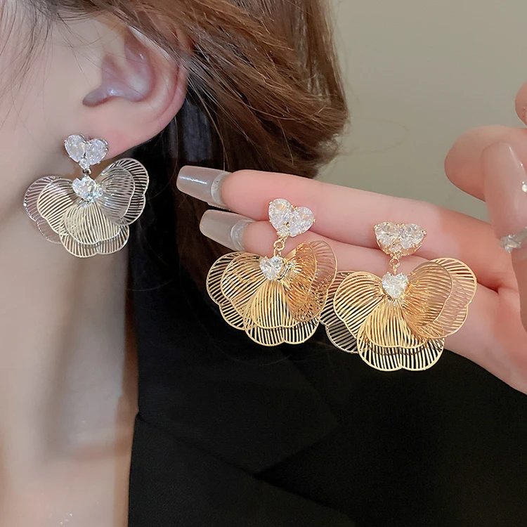 South Korea new design multi-layer hollow petal pendant earrings ladies wholesale flower heart zircon earrings women