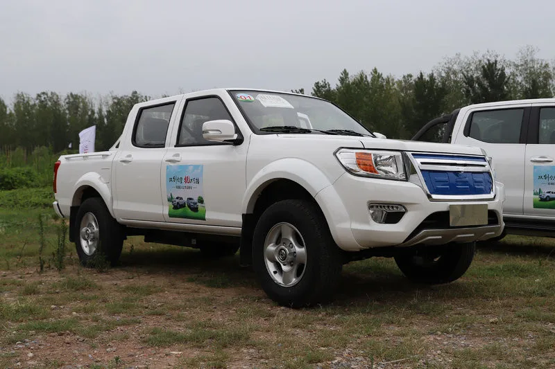 good quality chinese electric pickups mini trucks with ev, 130km/h speed and 400km range