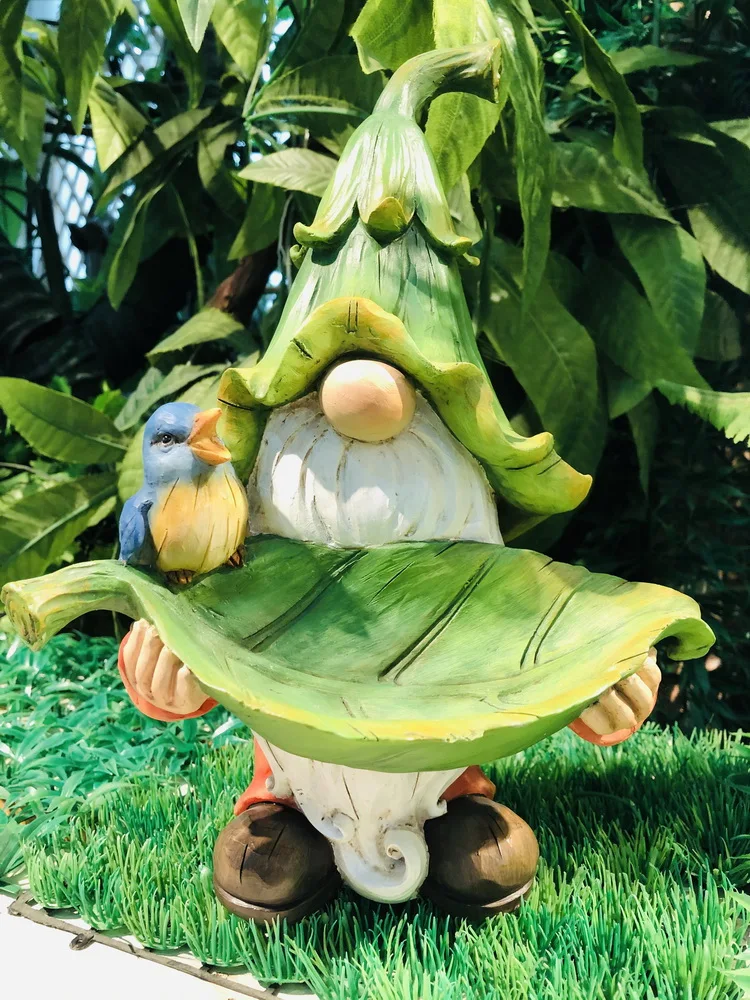  Wholesale Resin Garden Gnome Product Statue Bird Bath And Water Feeder Decor Outdoor