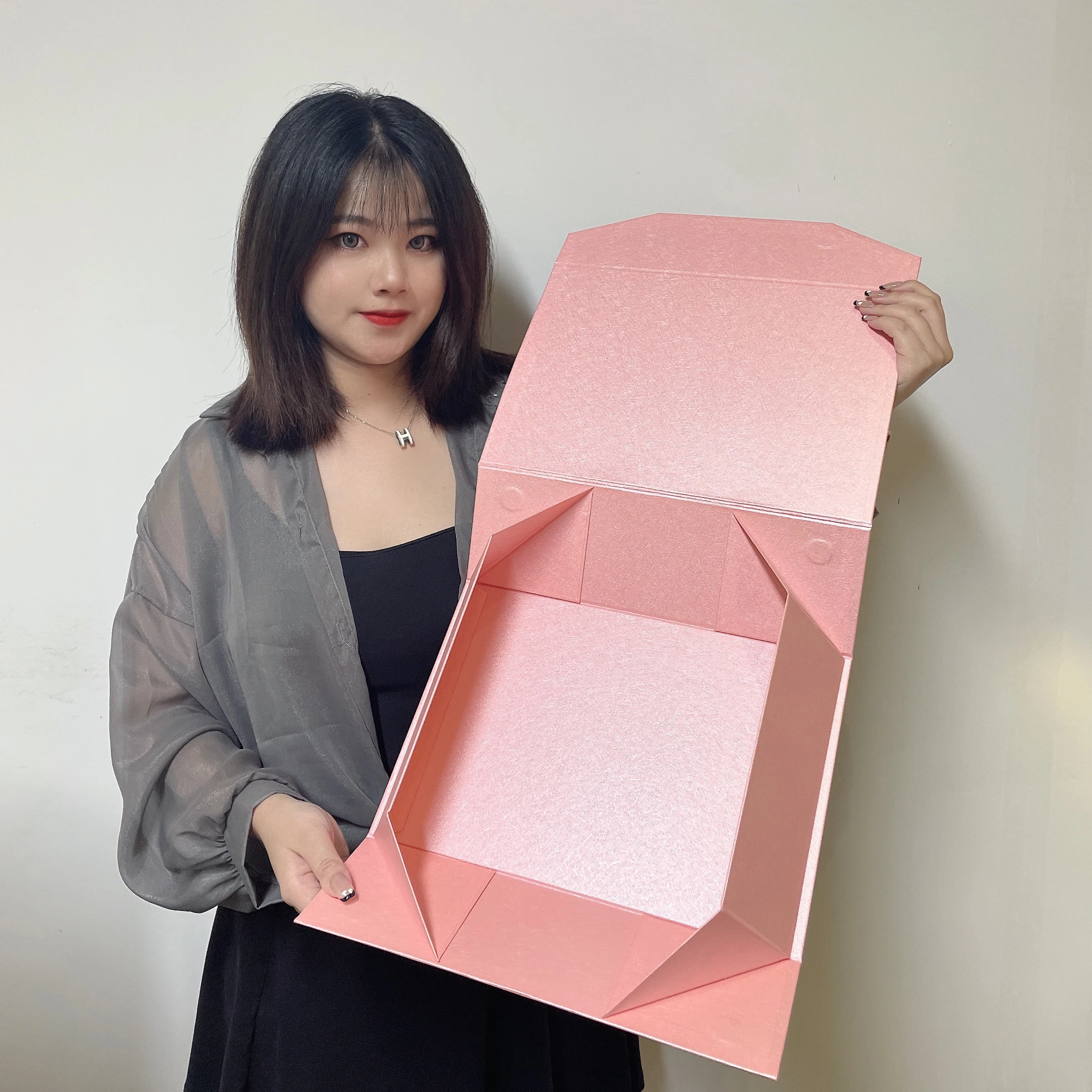 High Quality Big With Custom Logo Lid And Base Gift Box Wedding Dress Black Packaging Paper Top and Bottom Paperboard Box