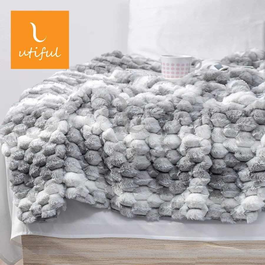 Decorative fluffy Pompom knit gray color solid and stripe printed polyester rabbit faux fur fleece mink blanket reversible