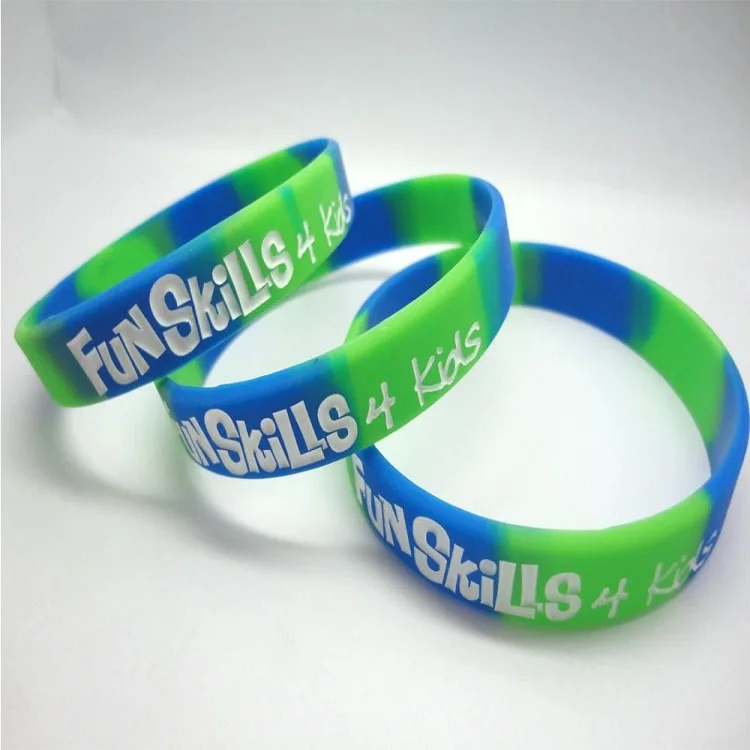 Personalised Eco Friendly  Band Bracelets Custom Shape Green Silicon Wristband For Children