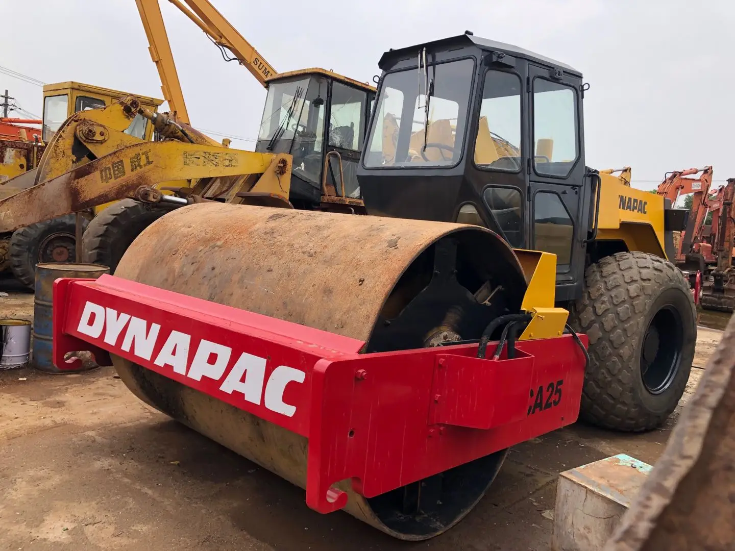 Подержанный дорожный каток Dynapac CA25 CA30 CA301D CC211 CA602D в