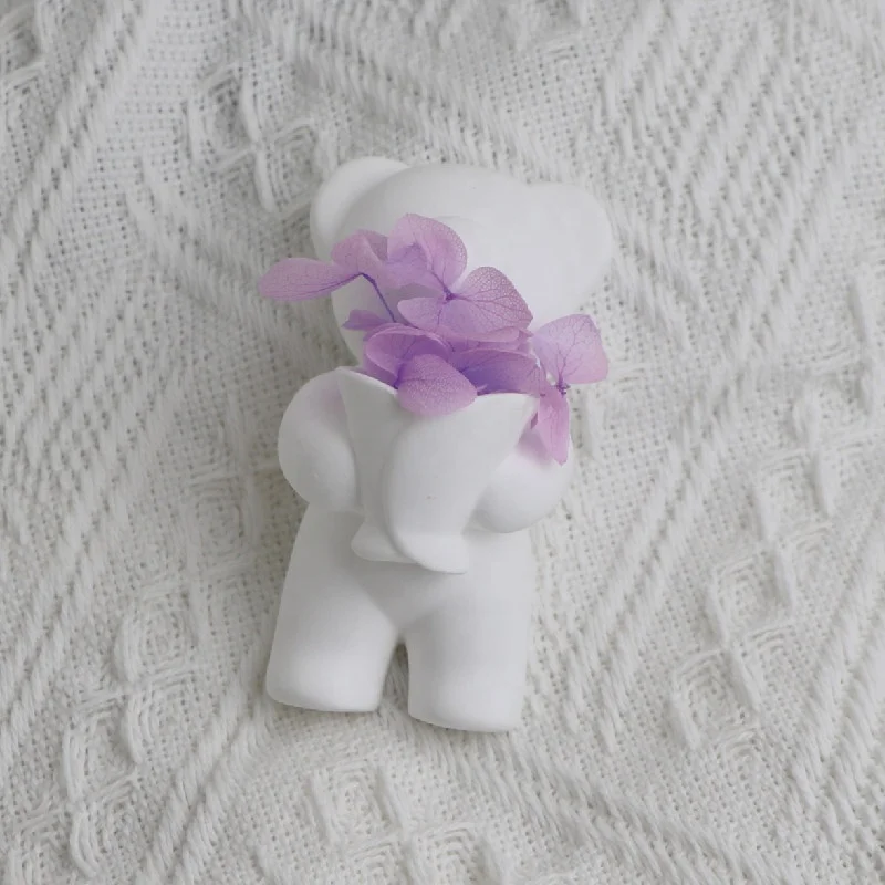 Cute Flower Bear Shaped Ceramic Perfume Diffuser Home Vent Clip Decoration Car Interior Air Conditioner Perfume