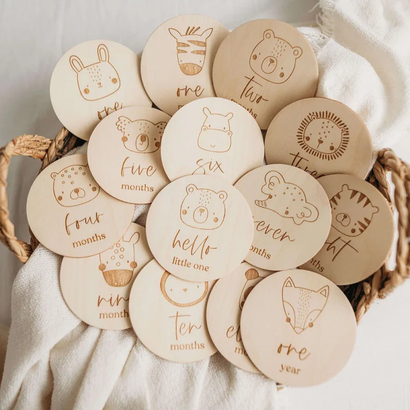 ins Nordic style wooden baby monthly card milestone cartoon animal baby growth commemorative disc card photo