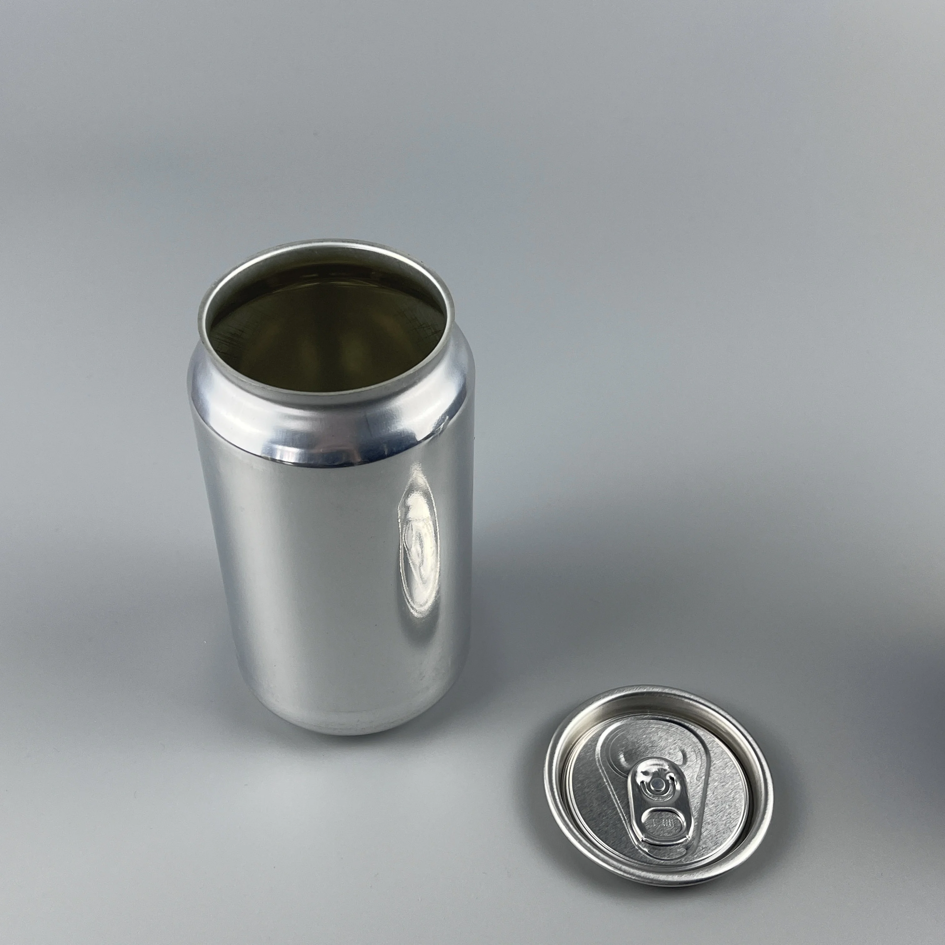 Лидер продаж 250ml355ml пустые алюминиевые банки с легко открывающейся крышкой Тянущее кольцо газированные напитки и пивной сок оптовая продажа