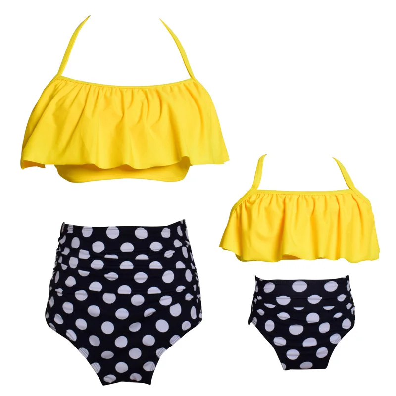 
2021 Mommy and Me Swimsuits Family Matching Swimwear Girls Bathing Suit Two Piece Ruffle Bikini Set 