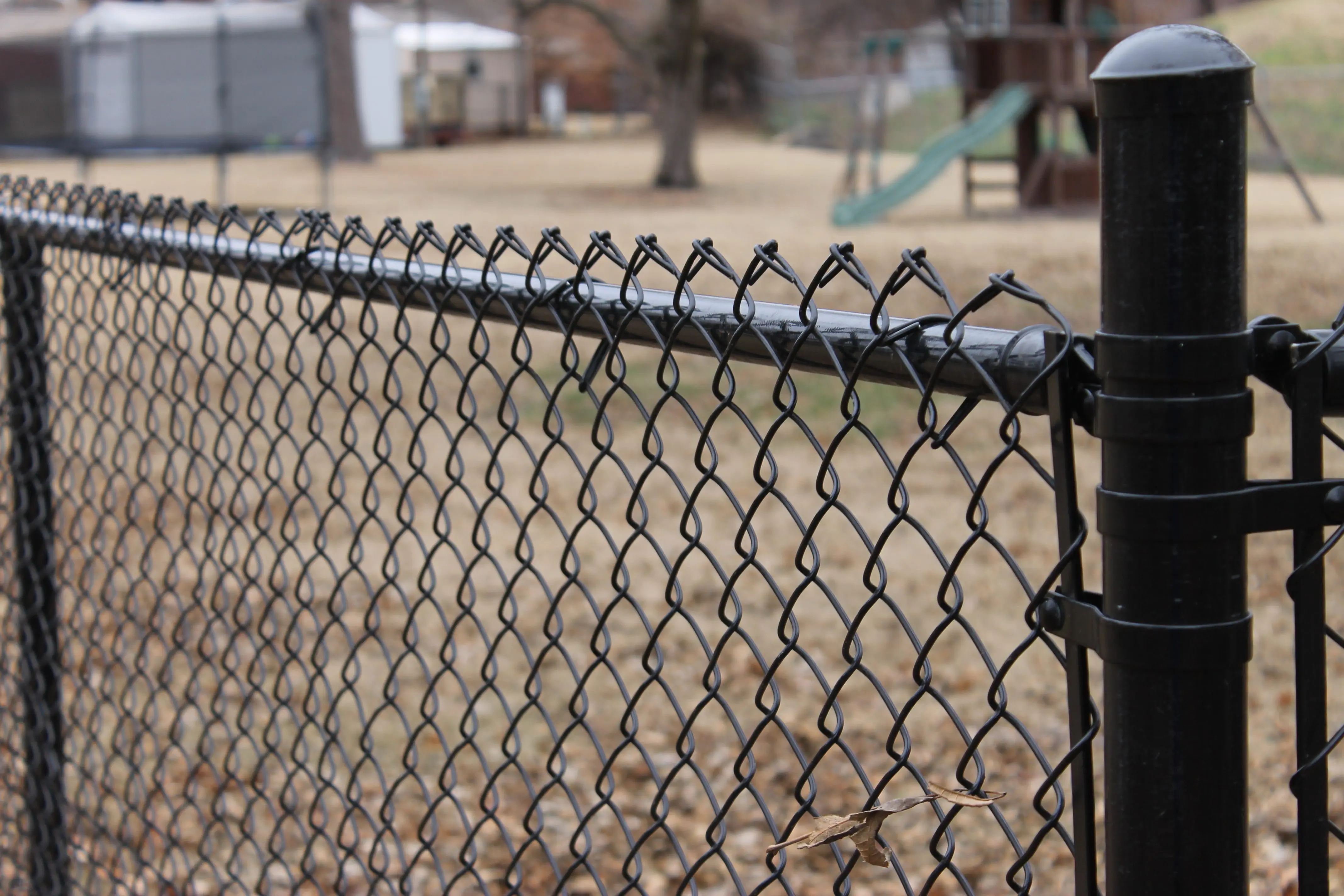 chain link fence (323).jpg
