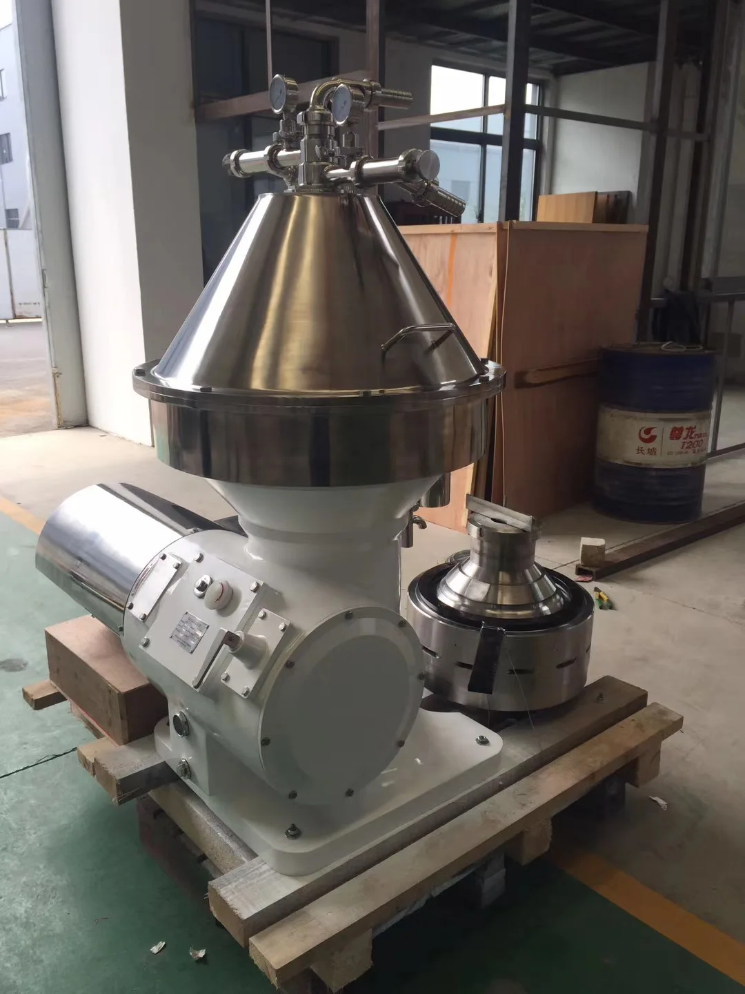 Large Handling Capacity Disc Centrifuge Separator Machine For Lubricant, Waste and Mineral Oil Separation