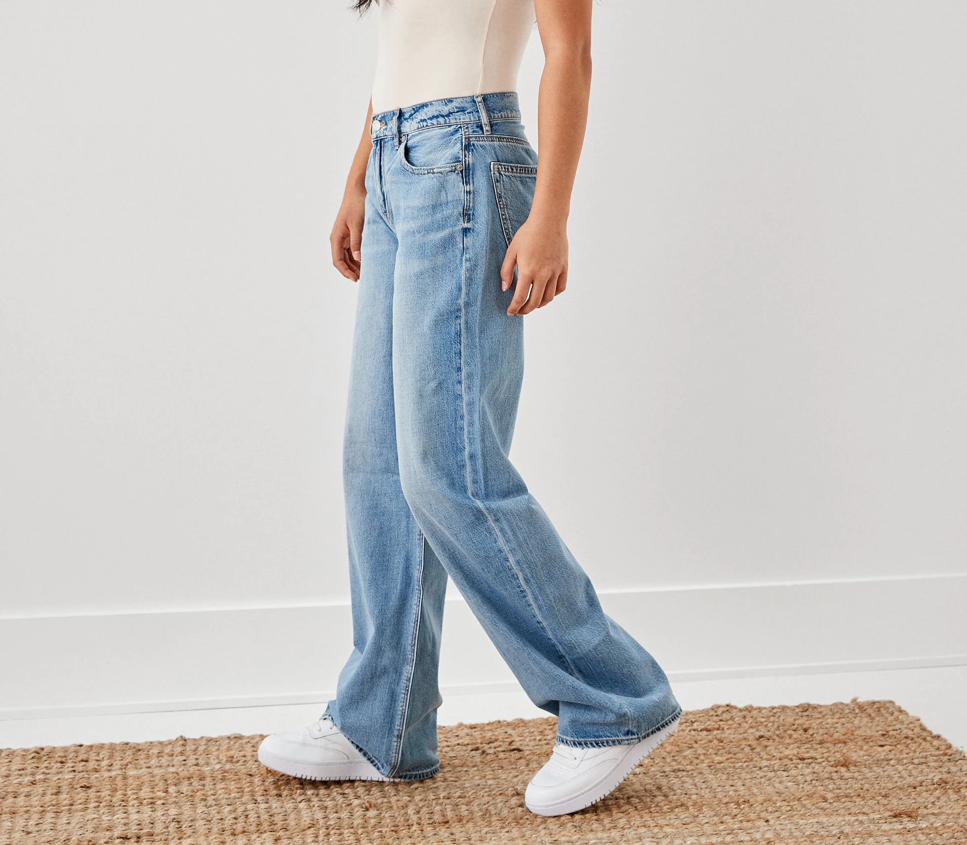 New Arrival Low Rise Skater Baggy Boyfriend Jeans For Women