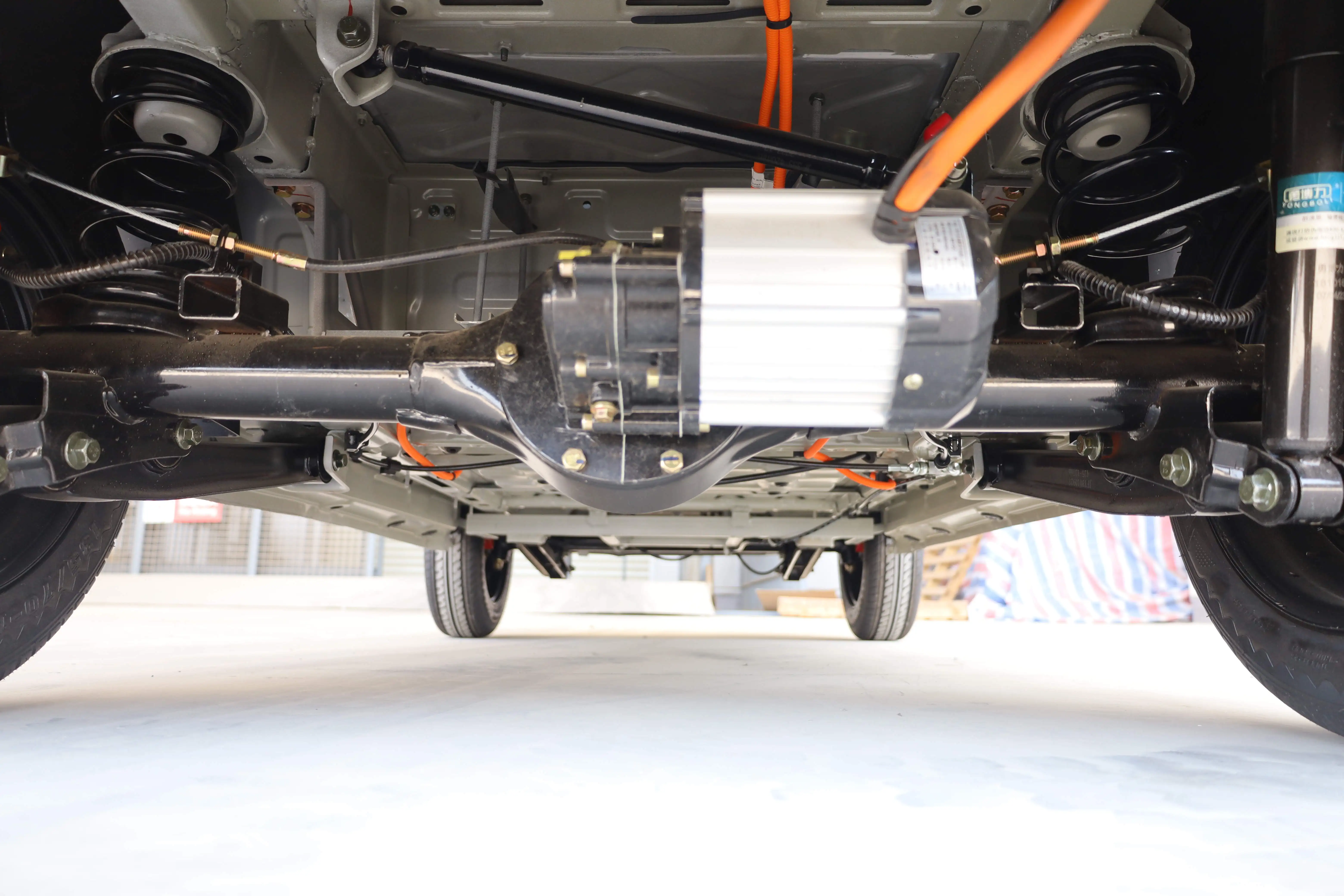 2500W EEC Electric Cabin Scooter Electric Mini Car for elderly Max Speed 45km/h