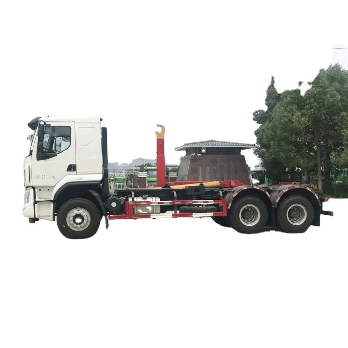 Liuqi chenglong 6*4   garbage truck road on road off bin hook lifter garbage truck