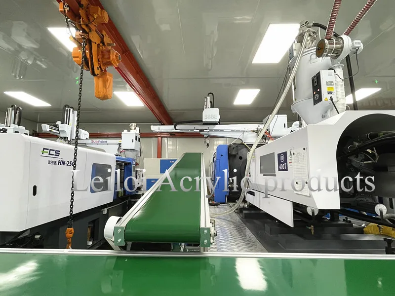 smooth acrylic hanger