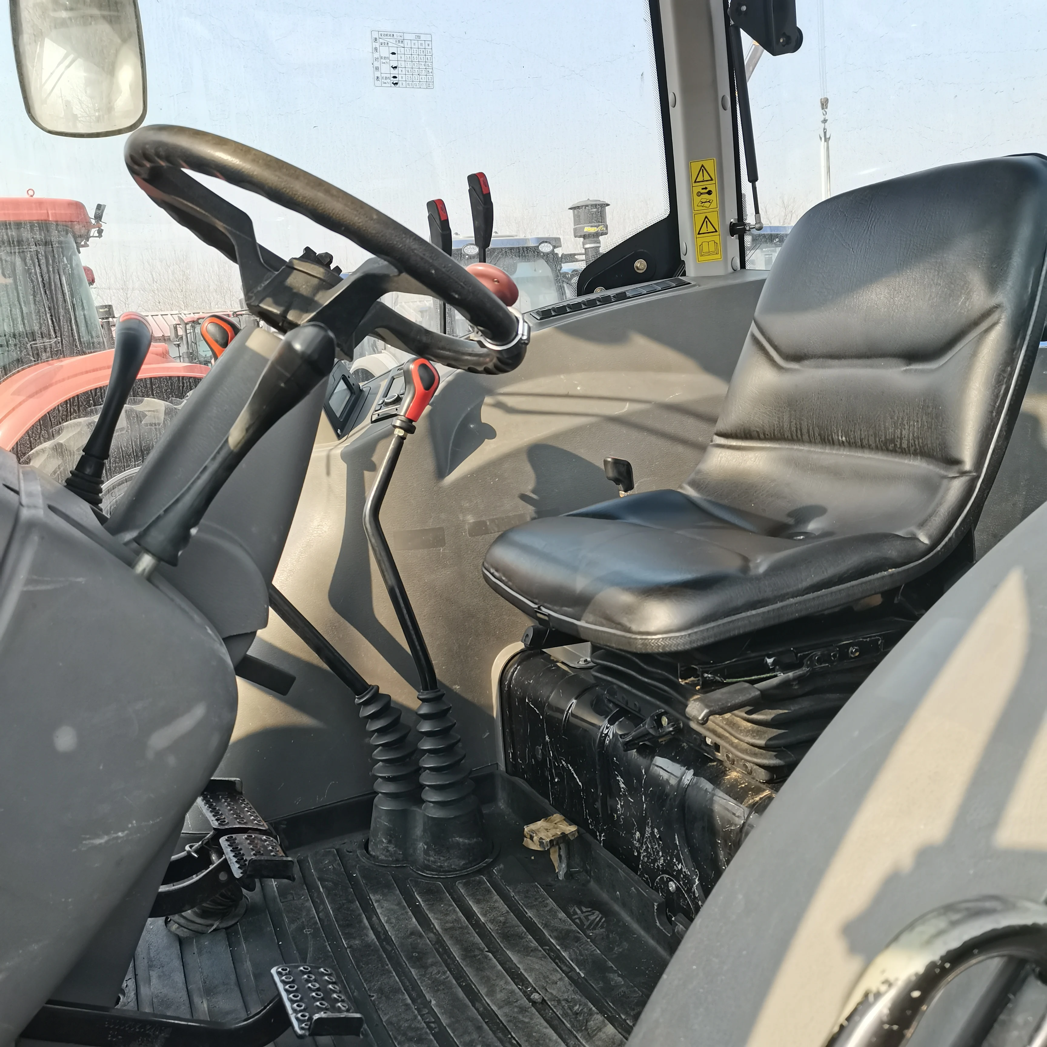 high quality fefurbished agricultural machinery  LOVO 1604 used tractor 4x4wd  160hp wheel farm used tractors