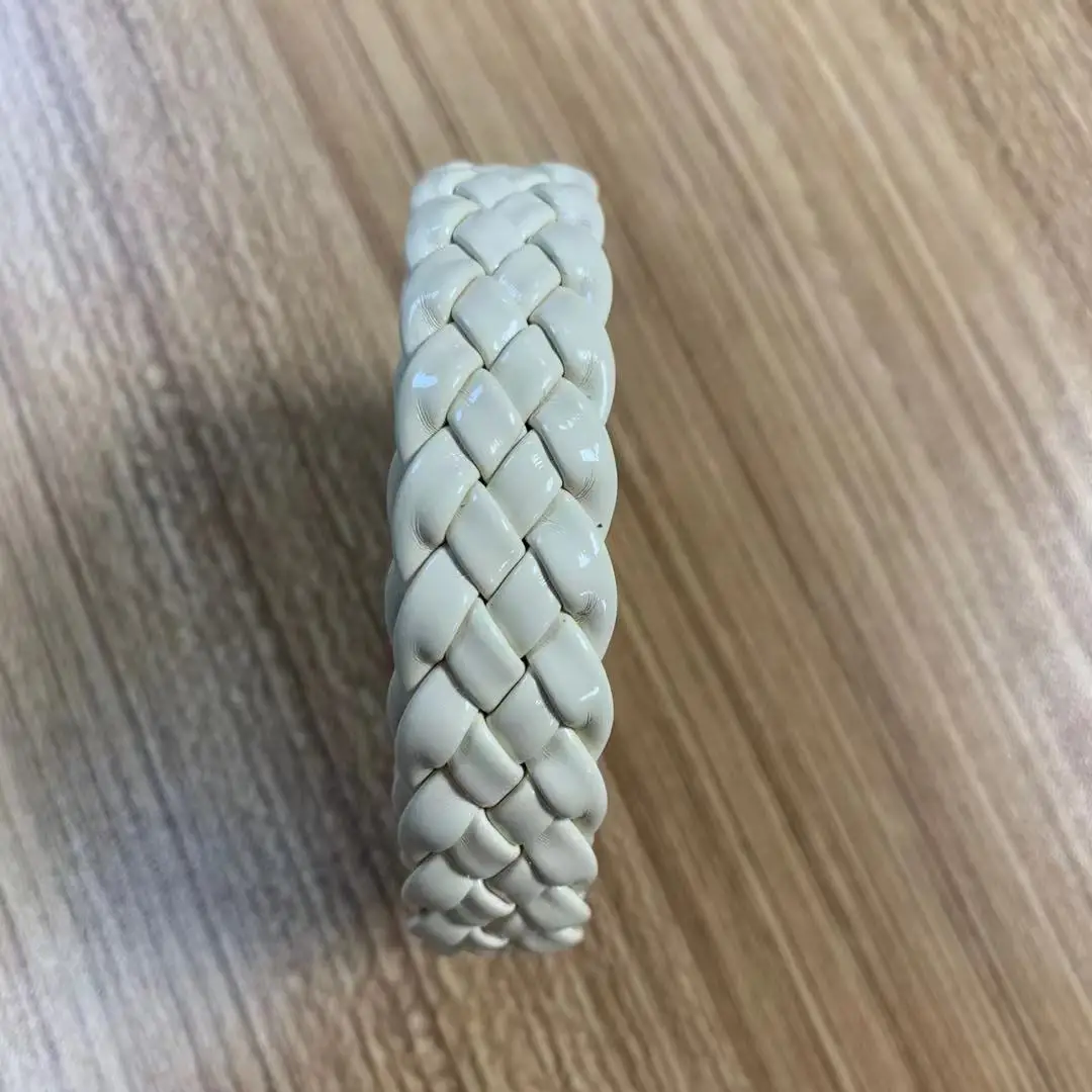 5-Finger Leather Strap Woven Ladies Sandals Upper Decorated And Ladies Belts