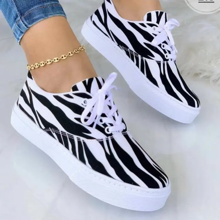 Summer Fashion Lace Up Sneaker Shoe Womens Canvas Casual Women Shoe 2022 Comfortable Walking Canvas Shoes