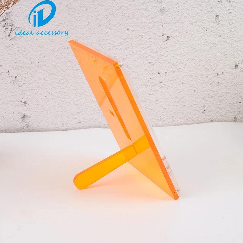 Wholesale star chasing girl desktop small card display table 3 inches transparent acrylic photo frame