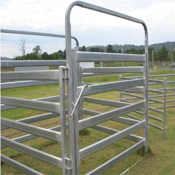 Factory price hot sale portable galvanized steel pipe fence panels for farm and yard livestock