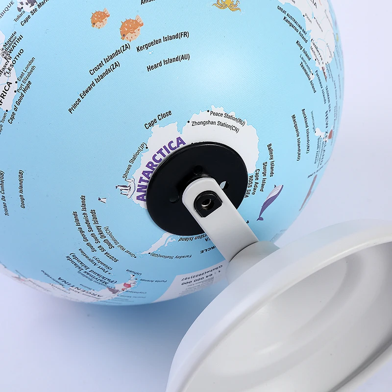 Wholesale Customize Pink blue  Earth Globe Table Lamp Modern Lighted Desk Globe Home Decoration toys