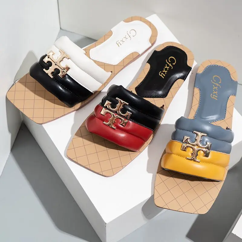 2022 New Women Sandals Metal Cross Icon Ladies Outdoor Flat Sandal Slide Slippers