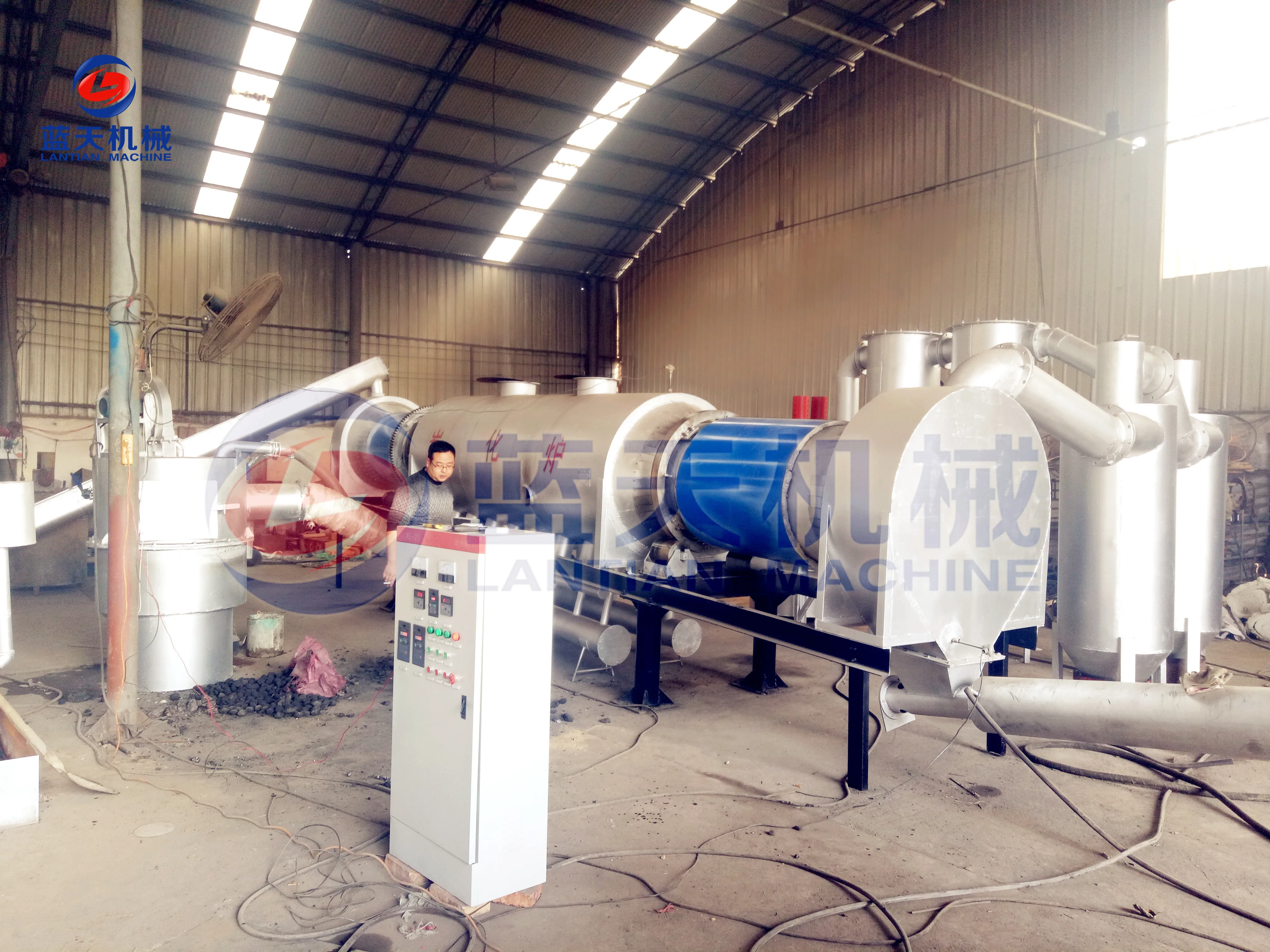 Energy saving smoke recycling use carbonized rice furnace husks chacoal making machine