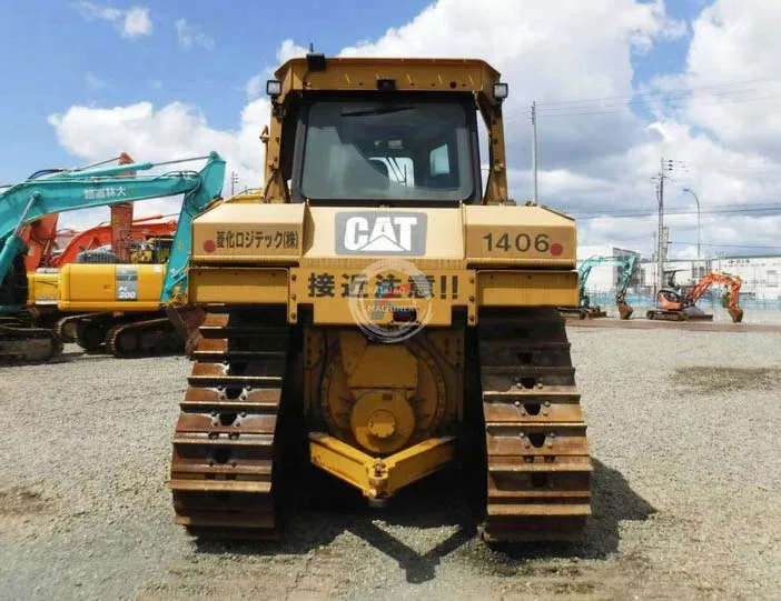 Высококачественный японский бульдозер CAT D6T б/у