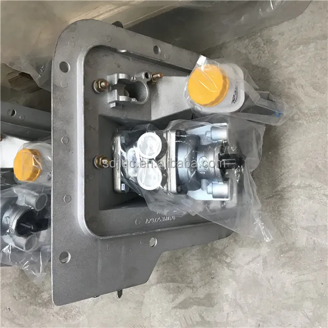 Original Combination Pedal Control Assembly HOWO Sitrak C7h T7h Part 712-48200-637 Ebs3/Amt for Sale