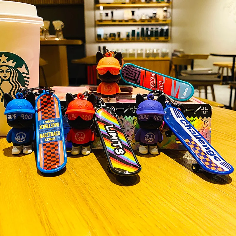 Cool Dog Skateboard Keychain Men and Women Couple Bag Pendant Car Key Ring Chain Accessories Creativity Keyring Gift for Friends