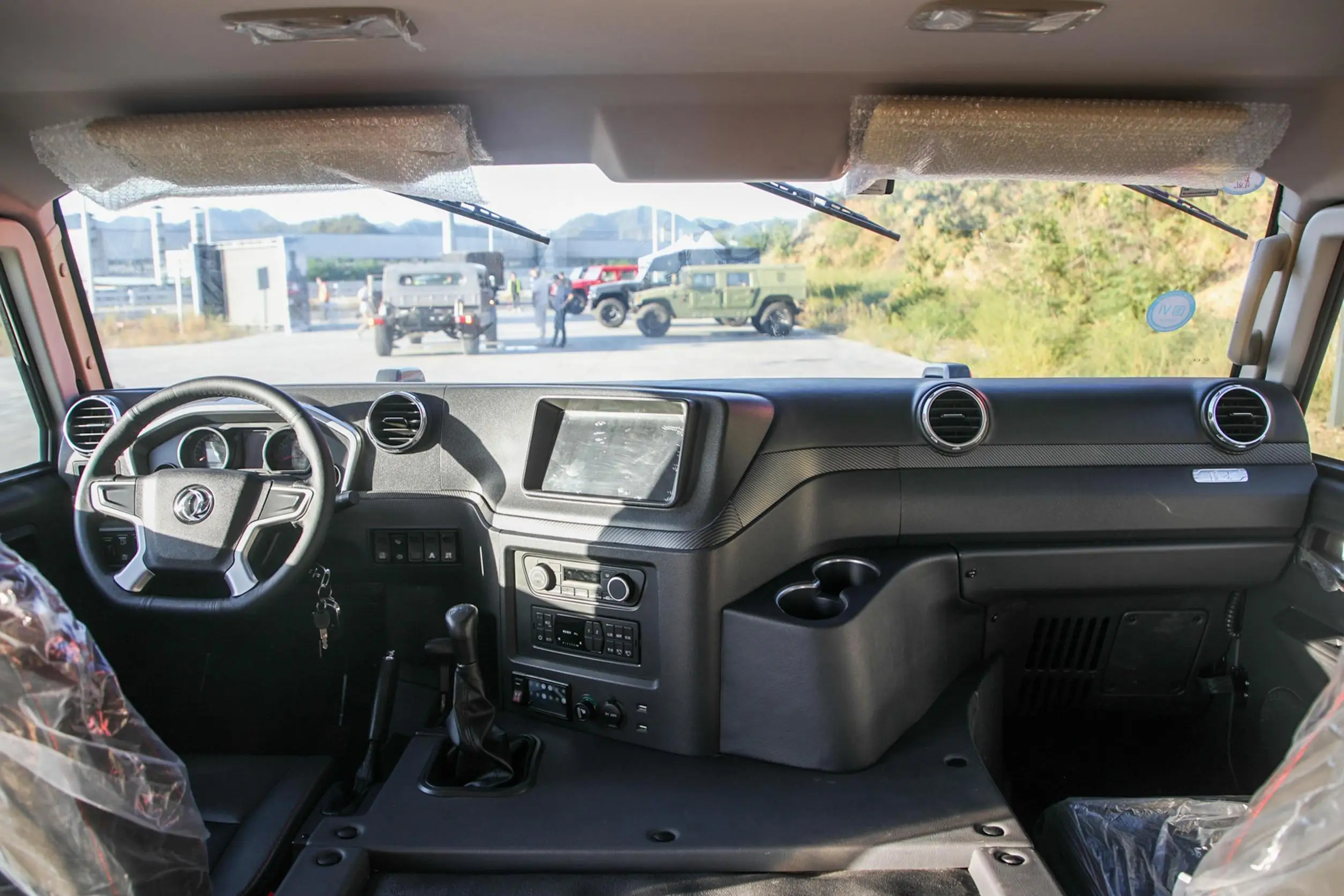Dongfeng M50 внедорожный мини-грузовой автомобиль гражданский 4x4 маленький светодиодный фотоаппарат Электрический кожаный Темный люк на крыше алюминиевый сплав бензиновый двигатель