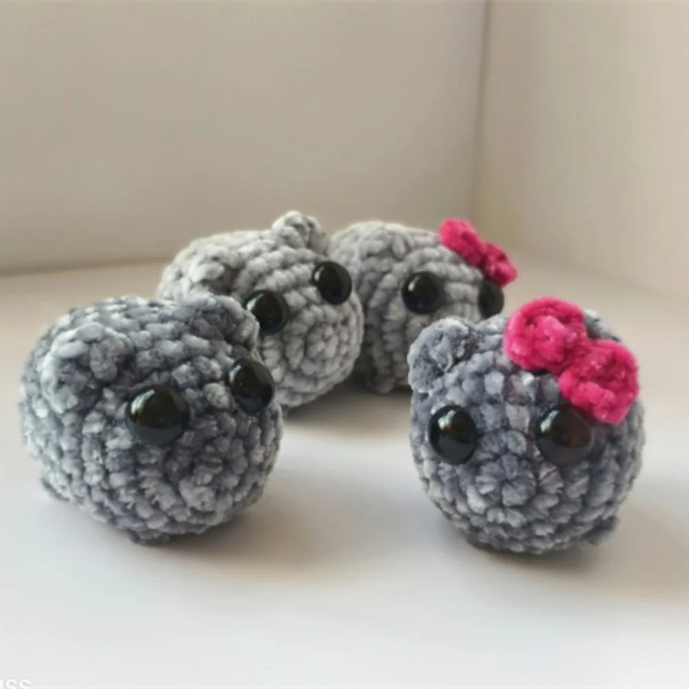 Squeak Sad Hamster Keychain Handmade Crochet Plush Toy Sound Singing Hamster Hot Sale Pet Toys