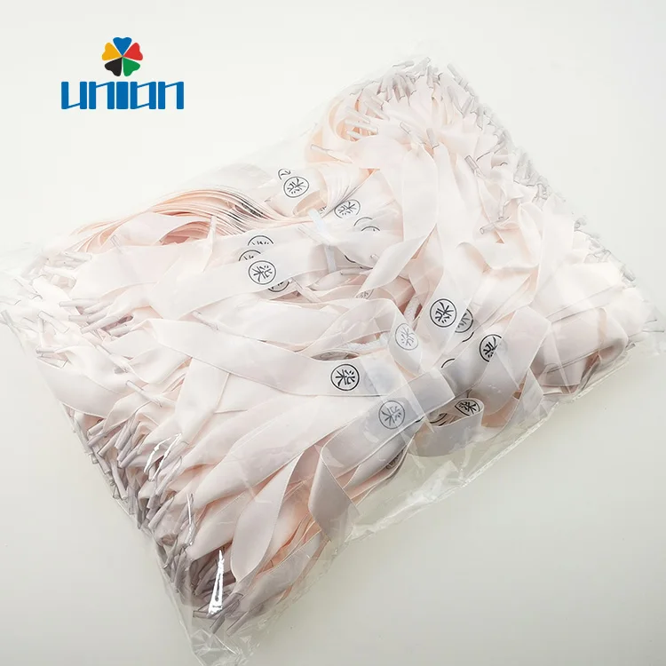 Position cutting printed ribbon paper bag handle for gifts box