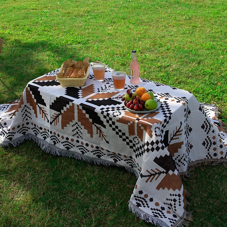 Outdoor Portable Hot Sale Outdoor Blanket Beach Bbq Customized Picnic Blanket Padded Recycled Picnic camping  Blanket mat