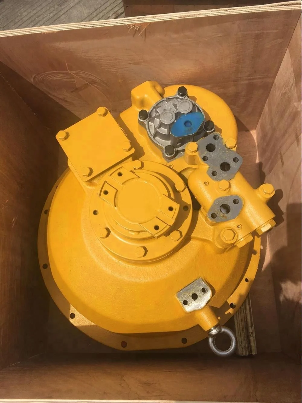 yj380 Hydraulic Torque Converter SD16 SD13 ty160 Bulldozer Torque Converter 16Y-11-00000