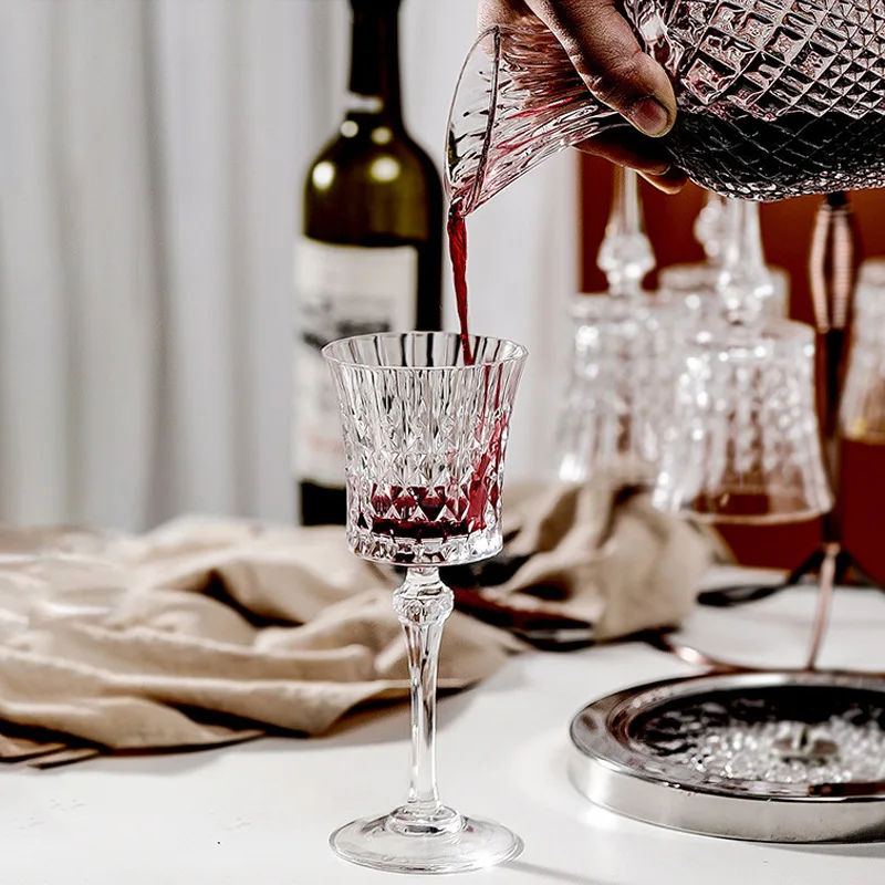 SYL Hot Sell European-style Crystal Glass Banquet Grape Red Wine Glass Cup  French High-Footed Wine Whiskey Champagne Goblet