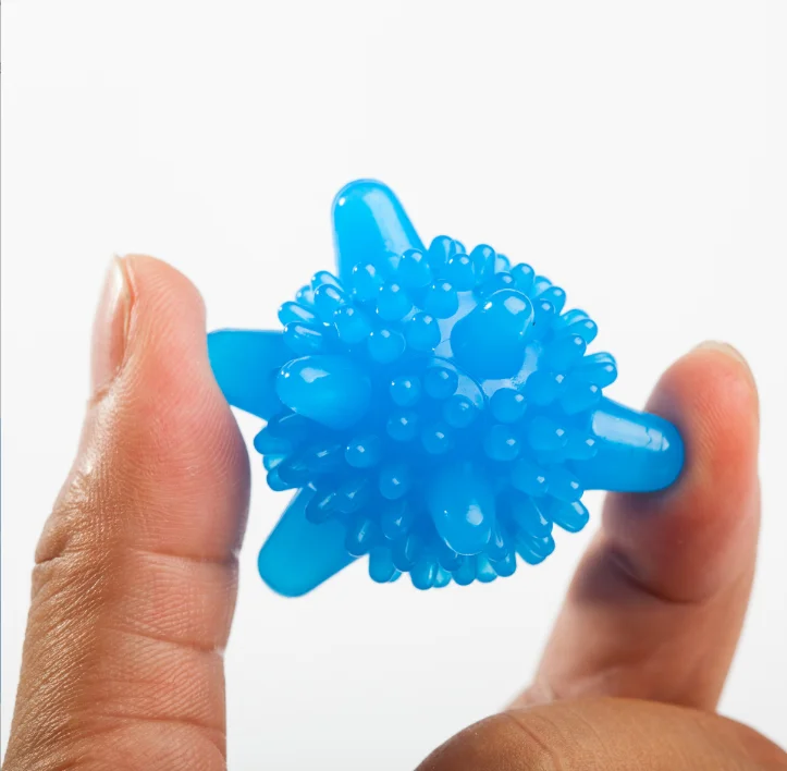 Washing machine with reusable laundry scrub ball colored magic laundry ball