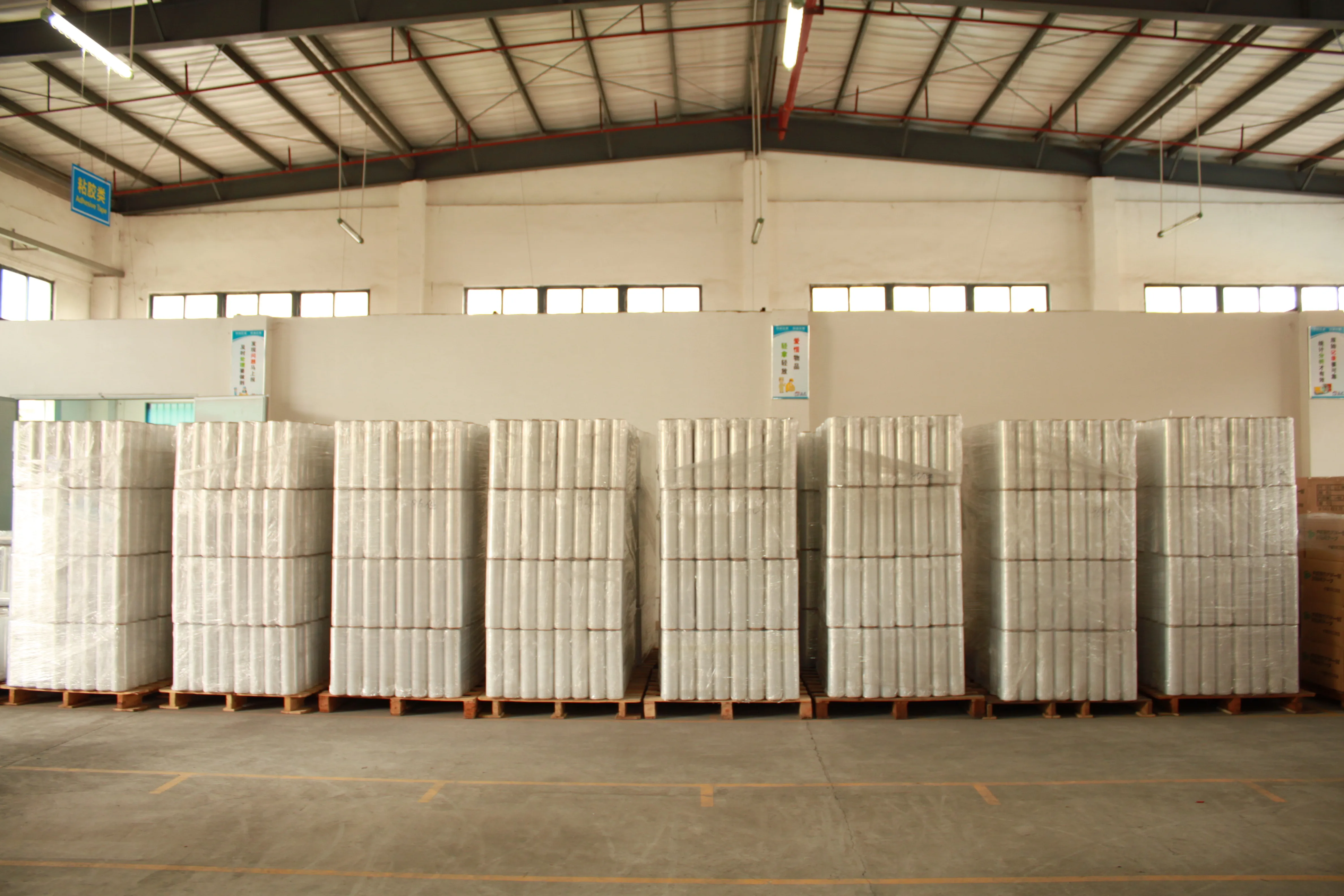 450mm*20mic*4000m factory price new pematerials plastic pallet Wrap Stretch Film sjumbo roll rolls for Hand And Machine Grade