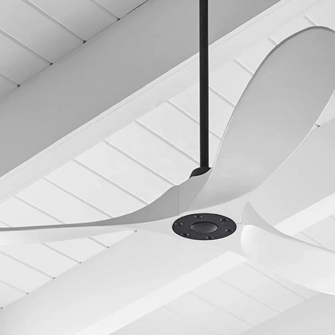 Modern Luxury European Style 60 inch DC Ceiling Fan Wood Blade Remote 110-240V USA Stock Living Room Ceiling Fan in Wooden