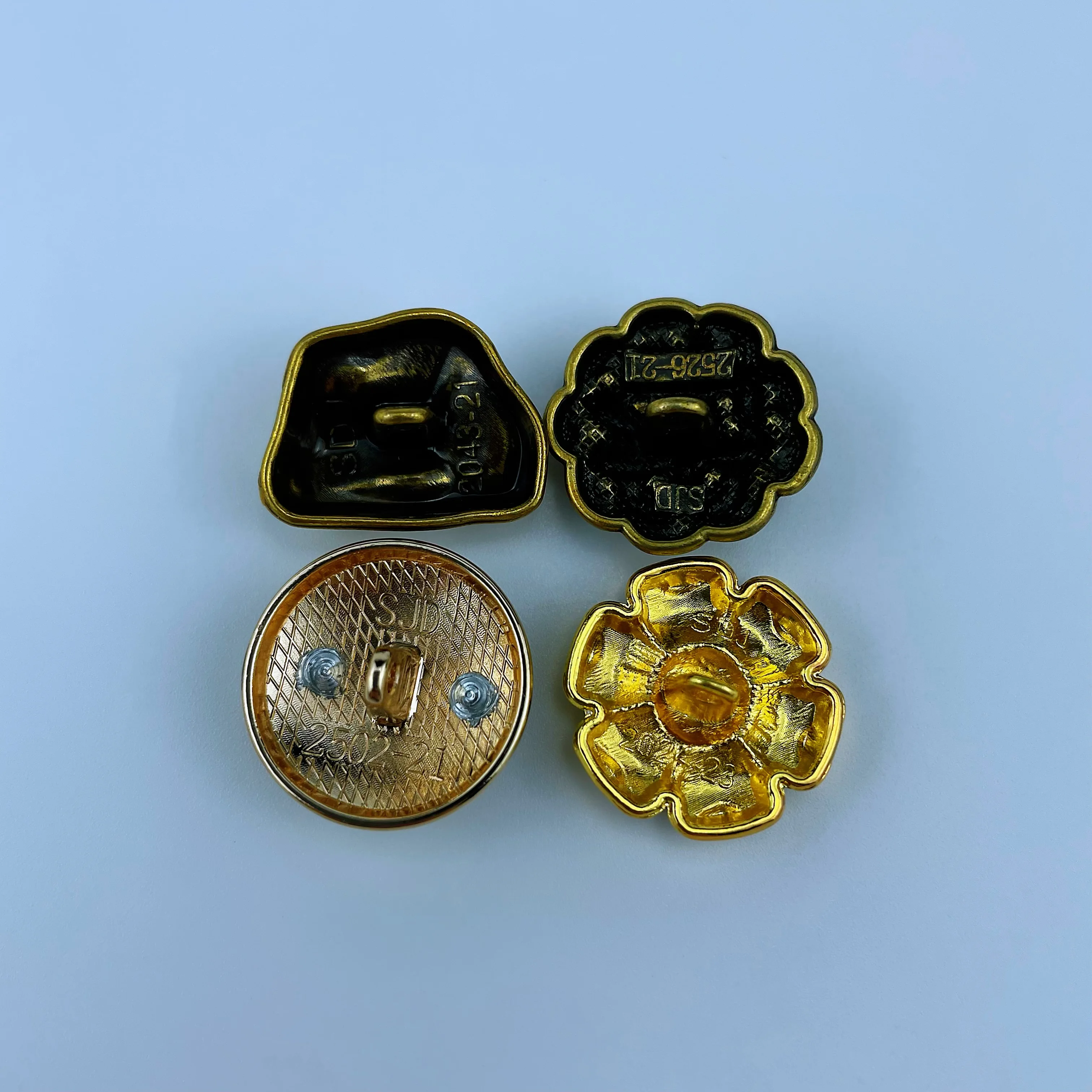 Rhinestone Metal alloy brass sewing button cover fancy Shirt Buttons for men studded skull patterns clothes garment accessories