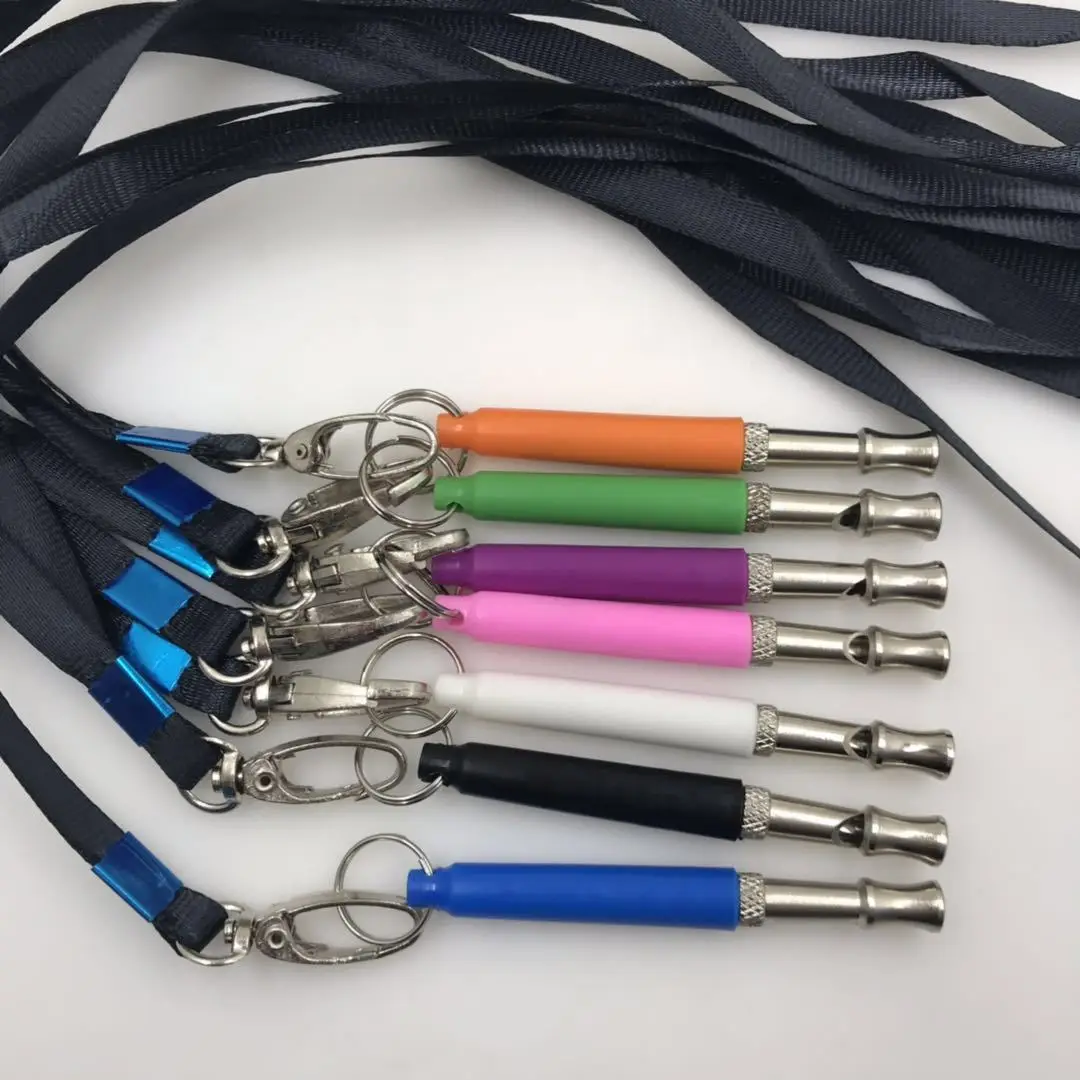Amazon hot-selling pet training supplies multicolor adjustable ultrasonic metal dog whistle with lanyard wholesale 2021