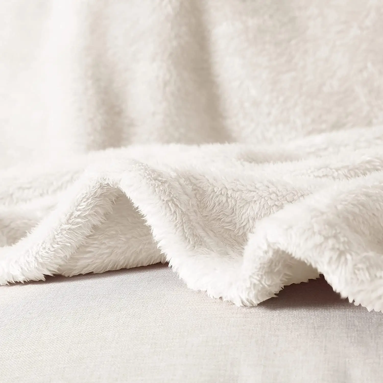 Soft And Warm Queen Size Sofa Polyester Microfiber Throw Blankets Flannel Fleece Throw Blanket