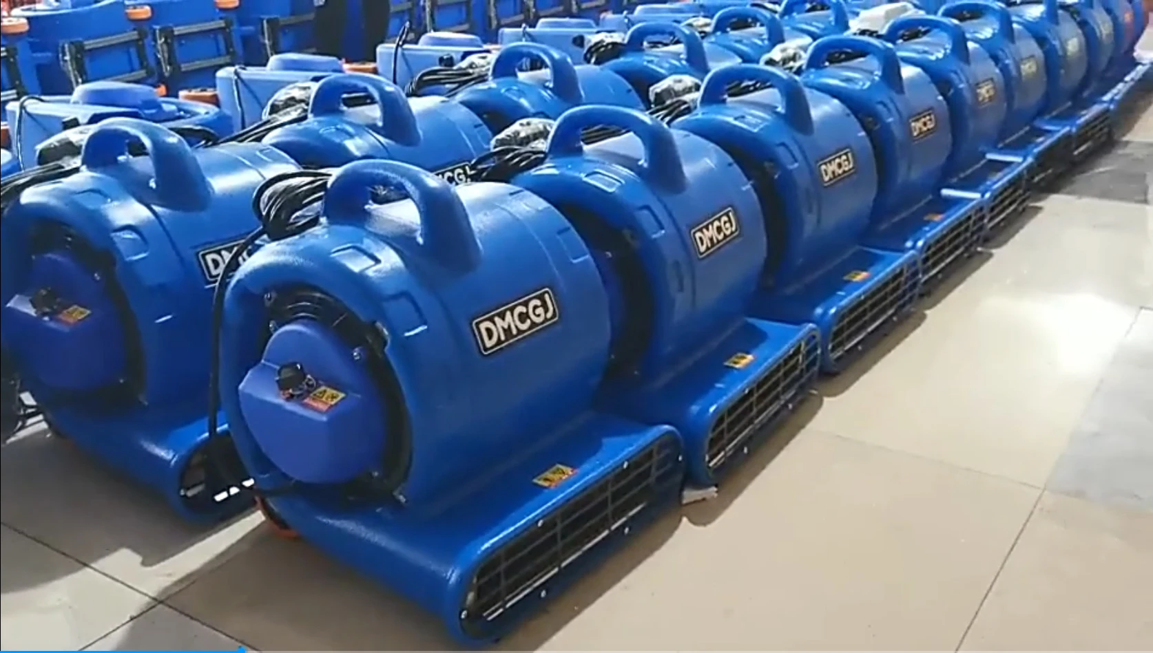 Good Quality New Commercial Floor Carpet Dehumidifier Dryer 1000W Toilet Home Electric Blower Air Blower Cleaning Equipment