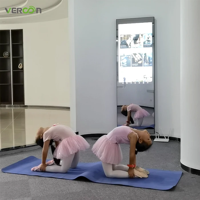 Chinese Factory interactive touch screen smart mirror with camera fitness mirror workout for gym