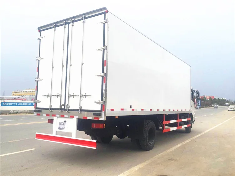 FRP Foton 4*2 Refrigerated Freezer Mini Refrigerator Van Box Truck for Meat transportation