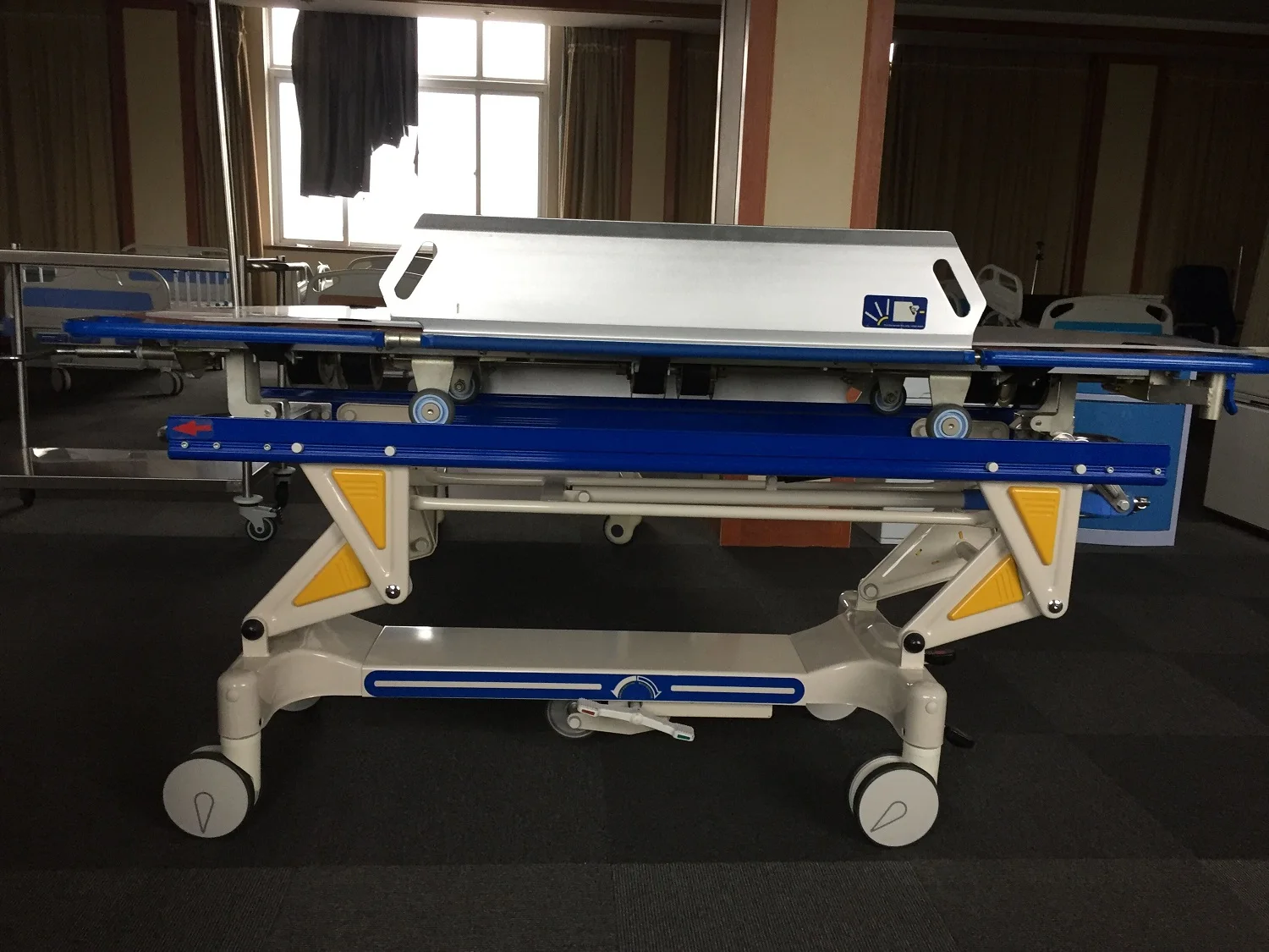 Hot Sale Medical Emergency Stretcher ABS Patient Transfer Stretcher Folding Medical Stretcher Patient Transport Trolley