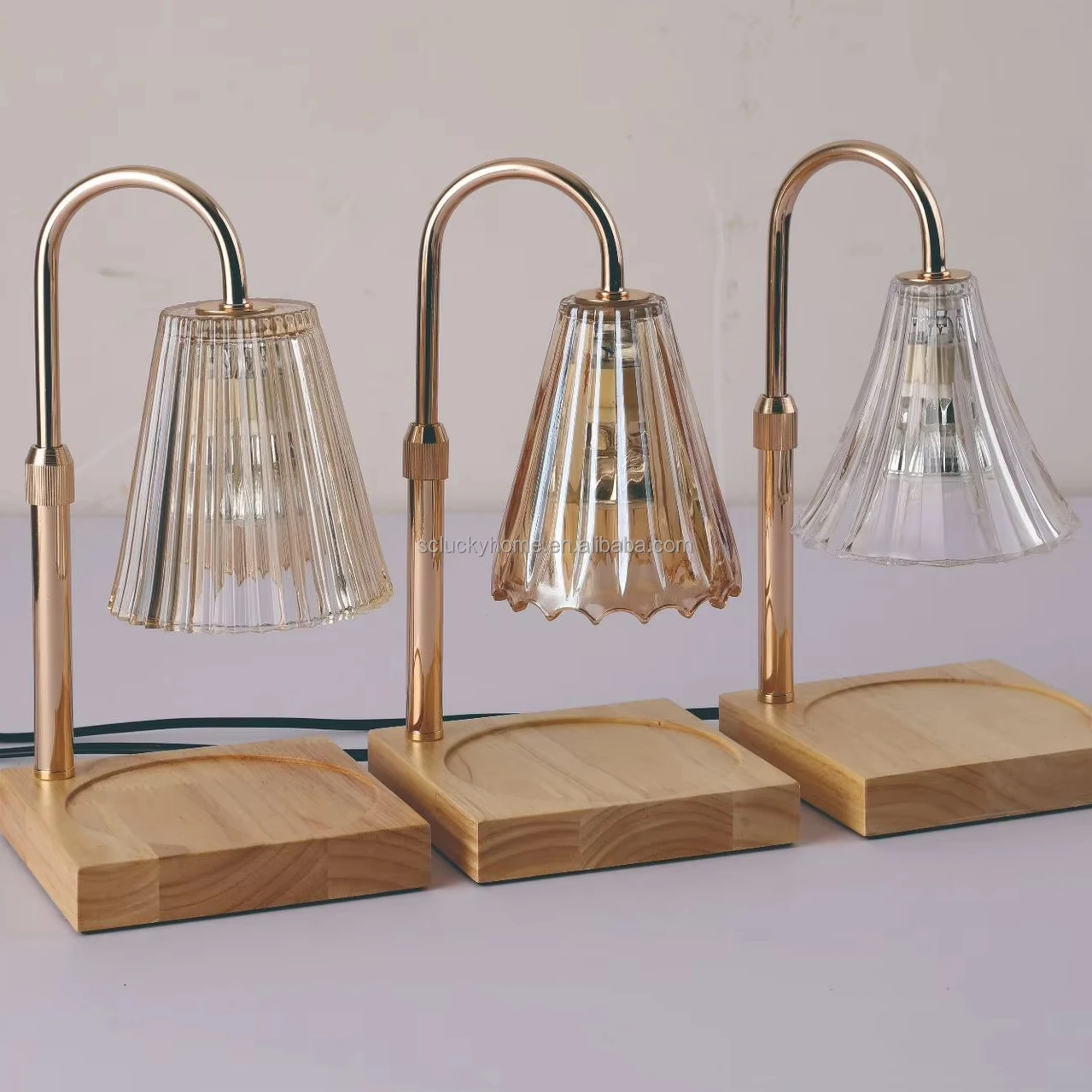 2024 wholesale Hot selling candle warmer lamp with 2 bulbs, electric candle w Round Heating  candle warmer lamp with timer