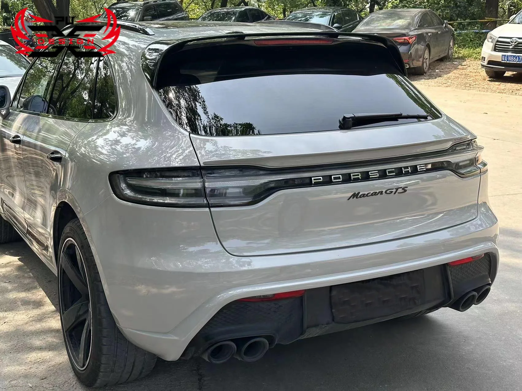 Wholesale For Porsche macan 95B.3 2014-2017 upgrade 2018-2023 macan FRP Front Bumper Rear Bumper Body Kit