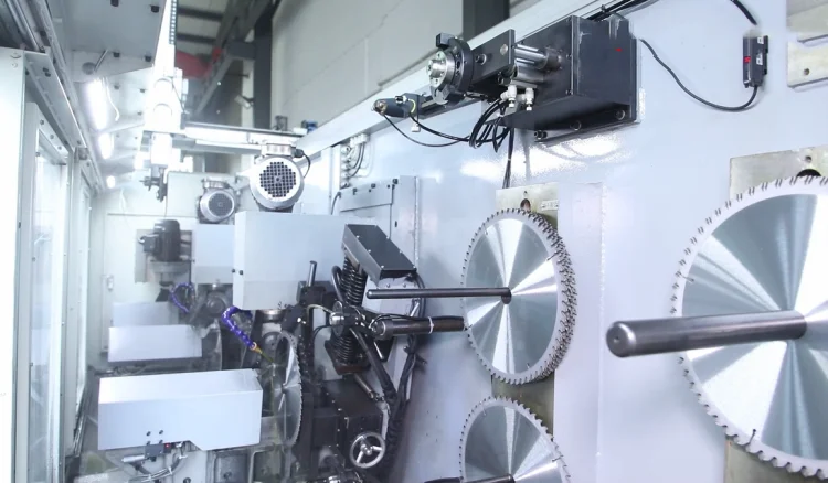 Hot Selling 3-Axis CNC side face and back angle Saw Blade Sharpening/Grinding Machine