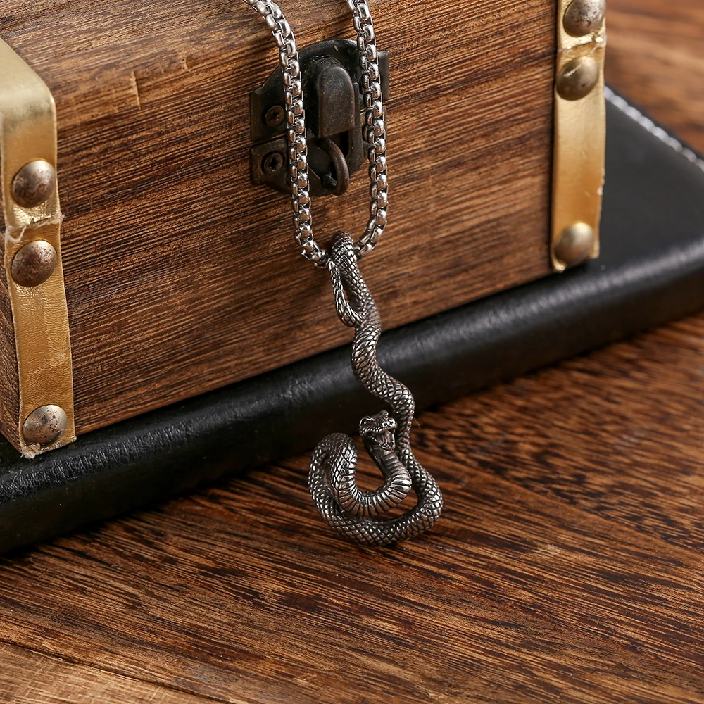 Gothic Punk Jewelry Mens Silver Link Chain Stainless Steel Animal Cobra Snake Pendant Chain Necklace