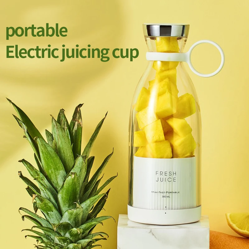 Portable Electric Fruit Juicer Blender USB Rechargeable Mini Portable Juicer