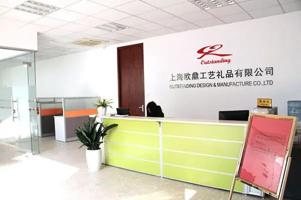 Wholesale White Glass Scented Candle In China Ceramic jar With Lid  Nice Candle Box